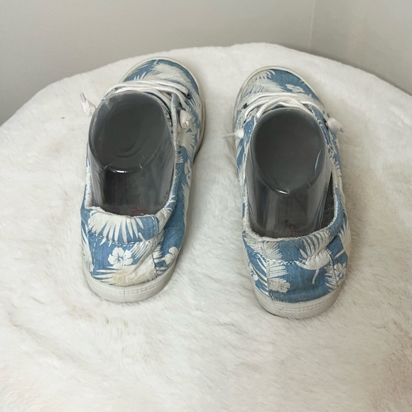 Jellypop Women’s Blue and White Floral Slip In Sneakers Sz 8.5 - Picture 4 of 7